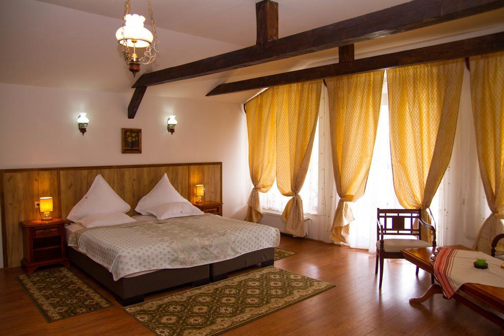 Hotel Bielmann Sînpetru المظهر الخارجي الصورة